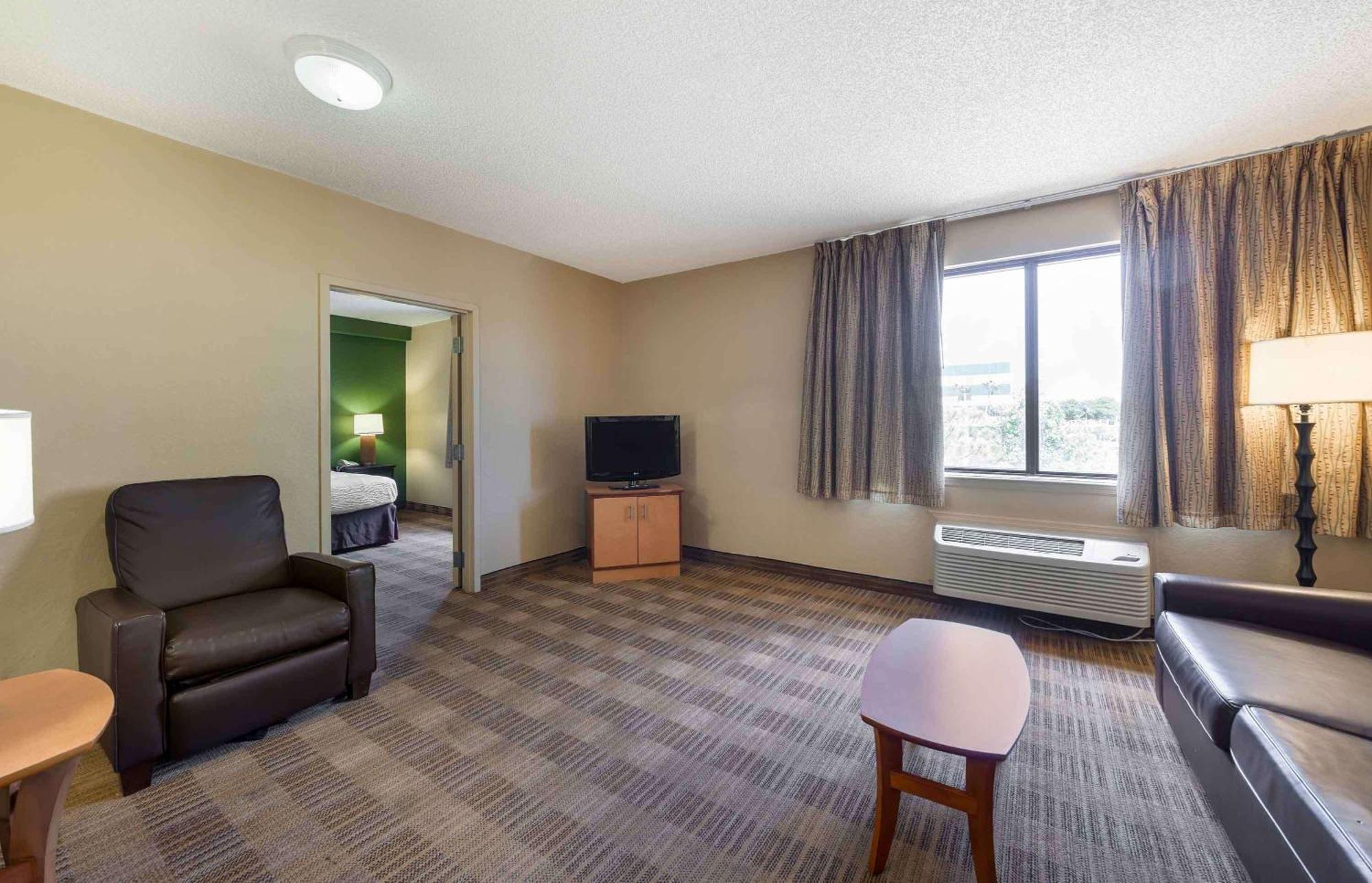 Extended Stay America Select Suites - Atlanta - Kennesaw Chastain Rd Esterno foto